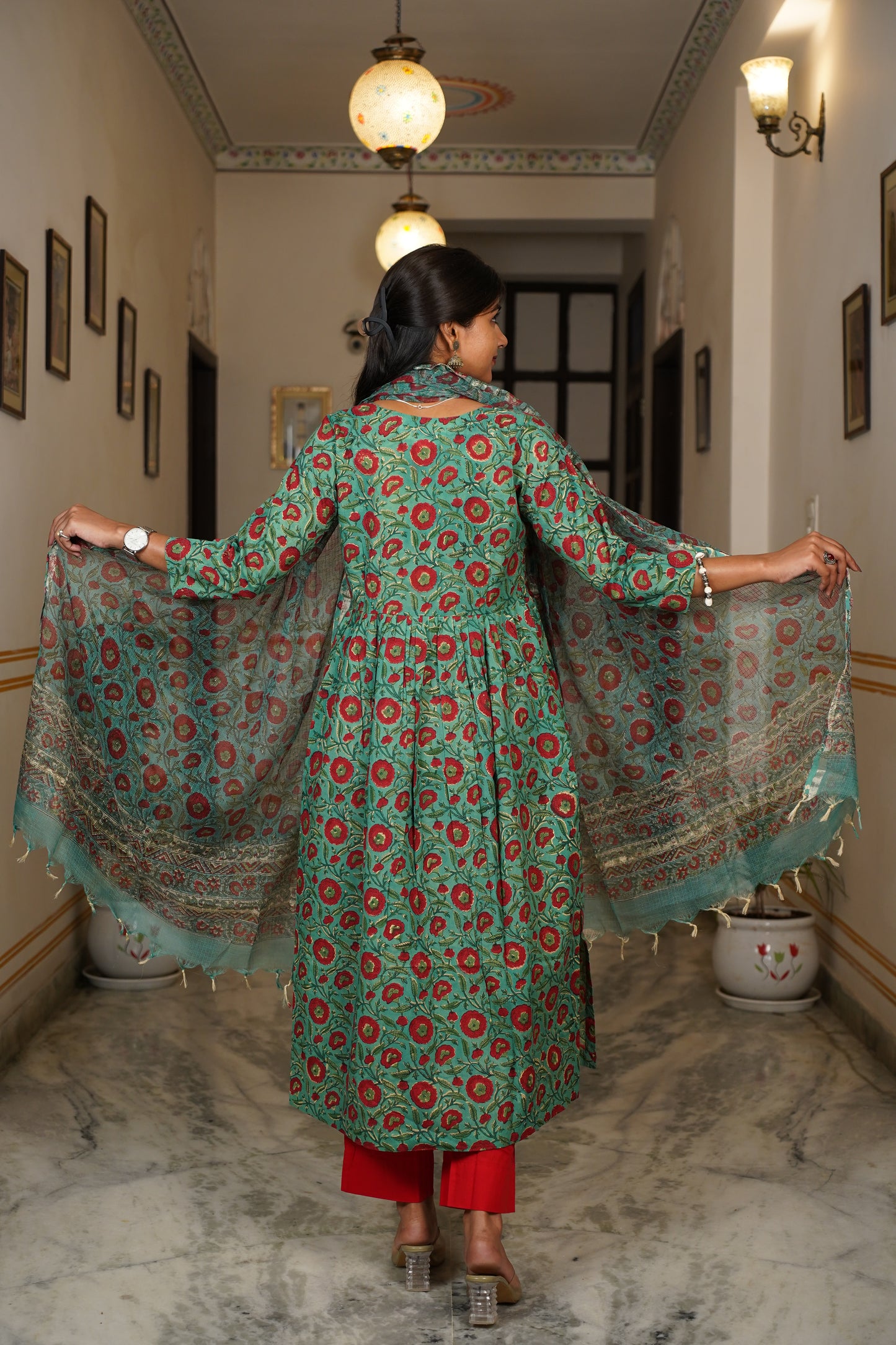 SAKHI Handblock Alia Kurti With Plain Pant And Kota Doriya Dupatta