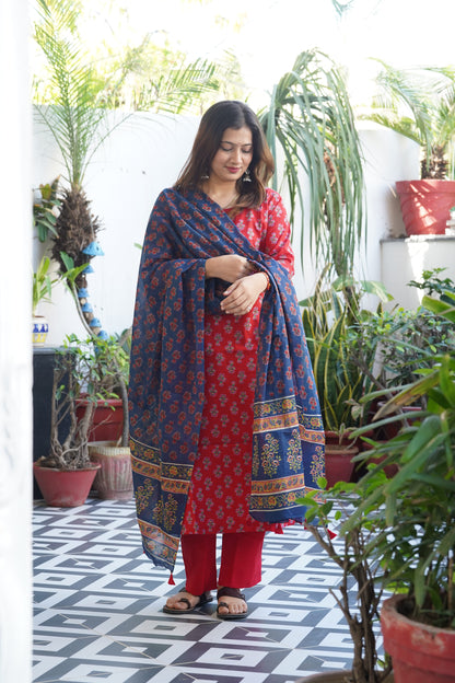 "Lalima" Block Straight kurti with plain pant and Cotton dupatta