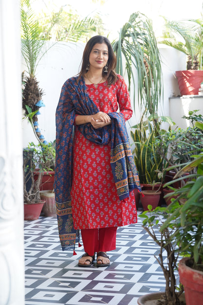 "Lalima" Block Straight kurti with plain pant and Kota doriya dupatta