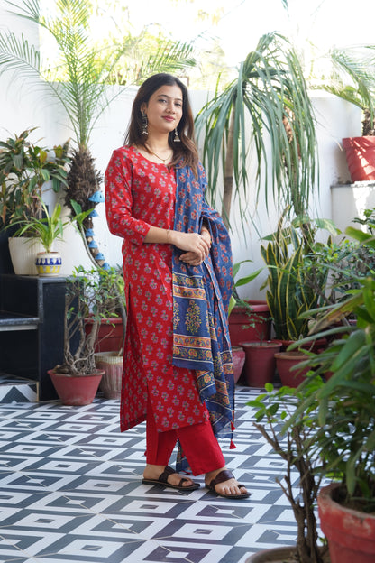 "Lalima" Block Straight kurti with plain pant and Cotton dupatta