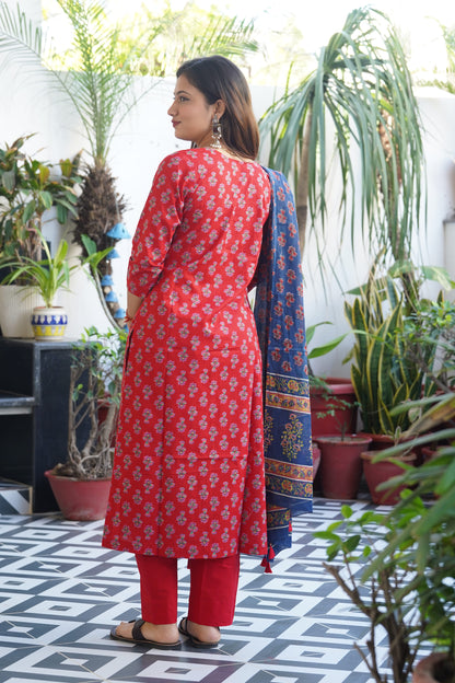 "Lalima" Block Straight kurti with plain pant and Cotton dupatta