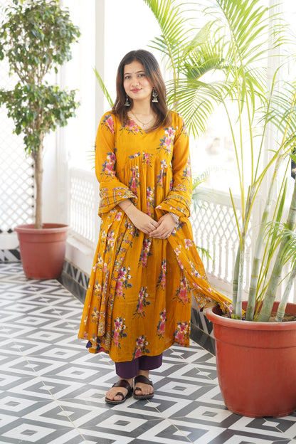 "Kanak" Mulmul alia kurti with plain pant and Mulmul dupatta