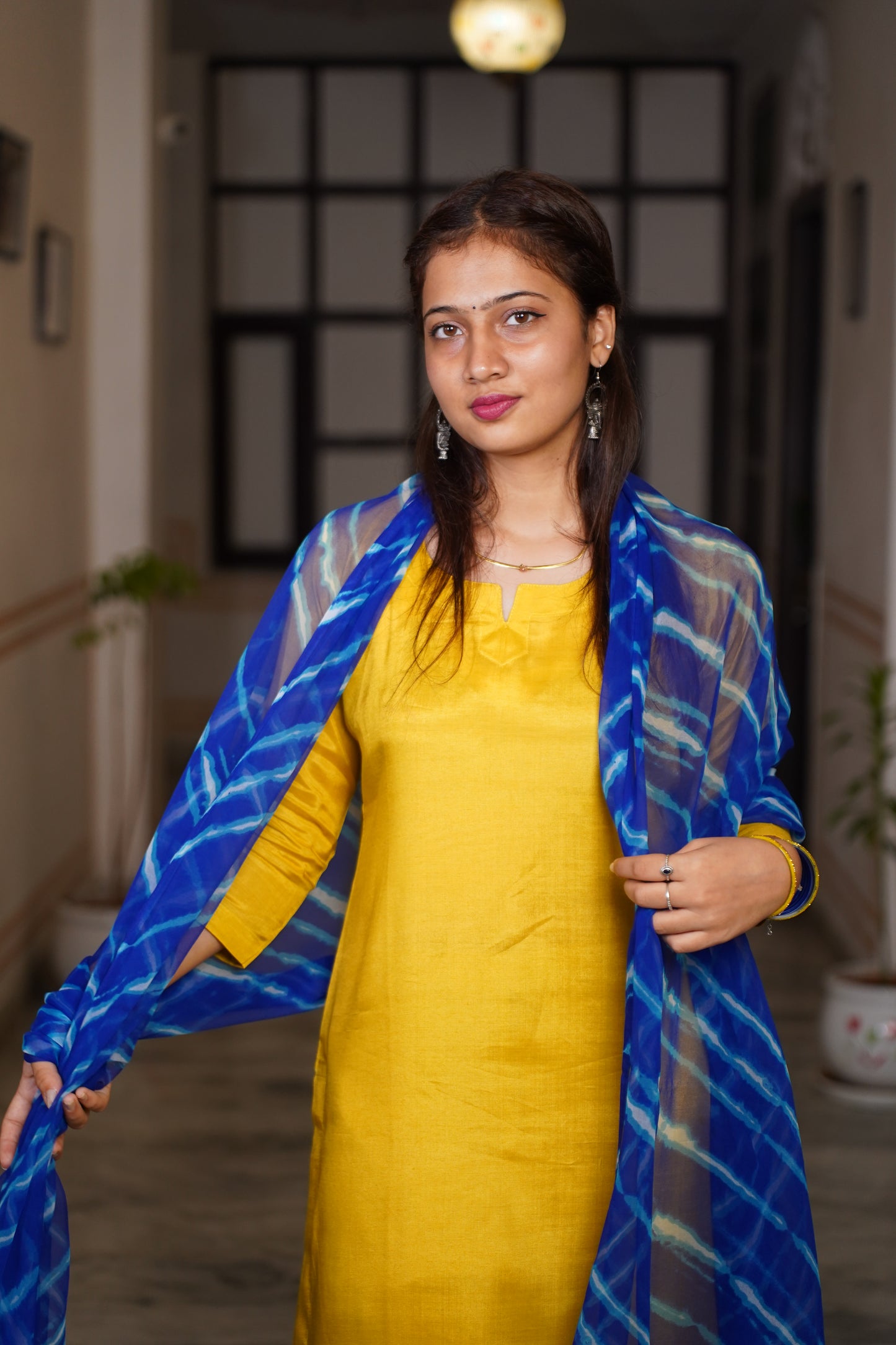 Santoon Suit With Chiffon Lahariya Dupatta