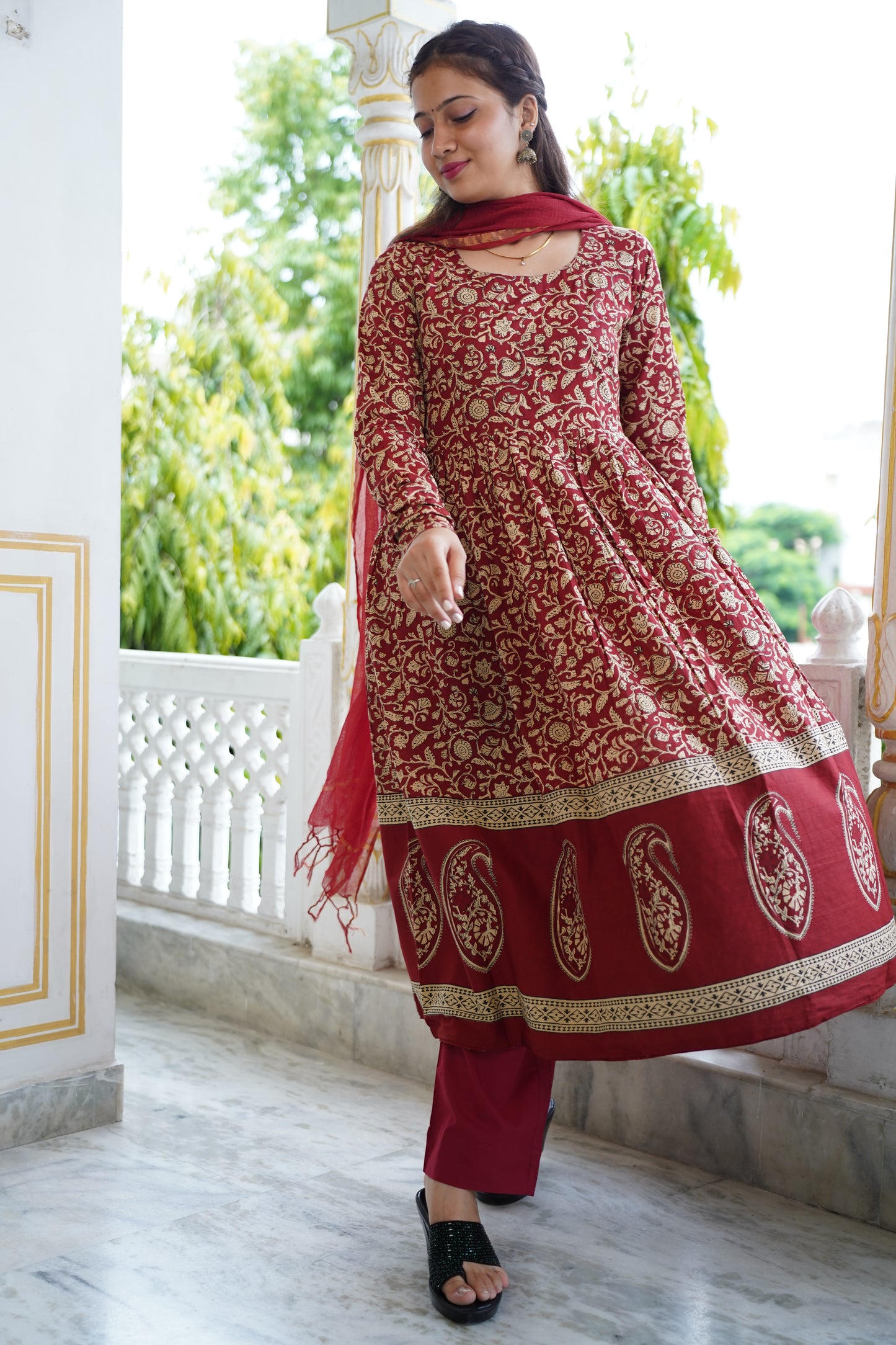 HEER Maroon Cotton Suit Set With Kota Doriya Dupatta