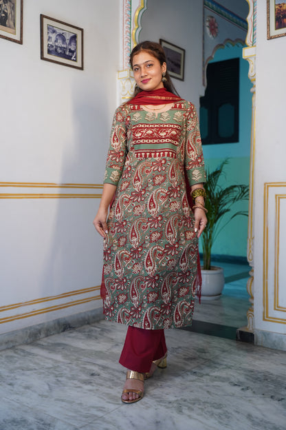 GULLISTHA Cotton Suit Set With Yoke And Border On Neck And On Sleeves With Plan Kota Doriya Dupatta