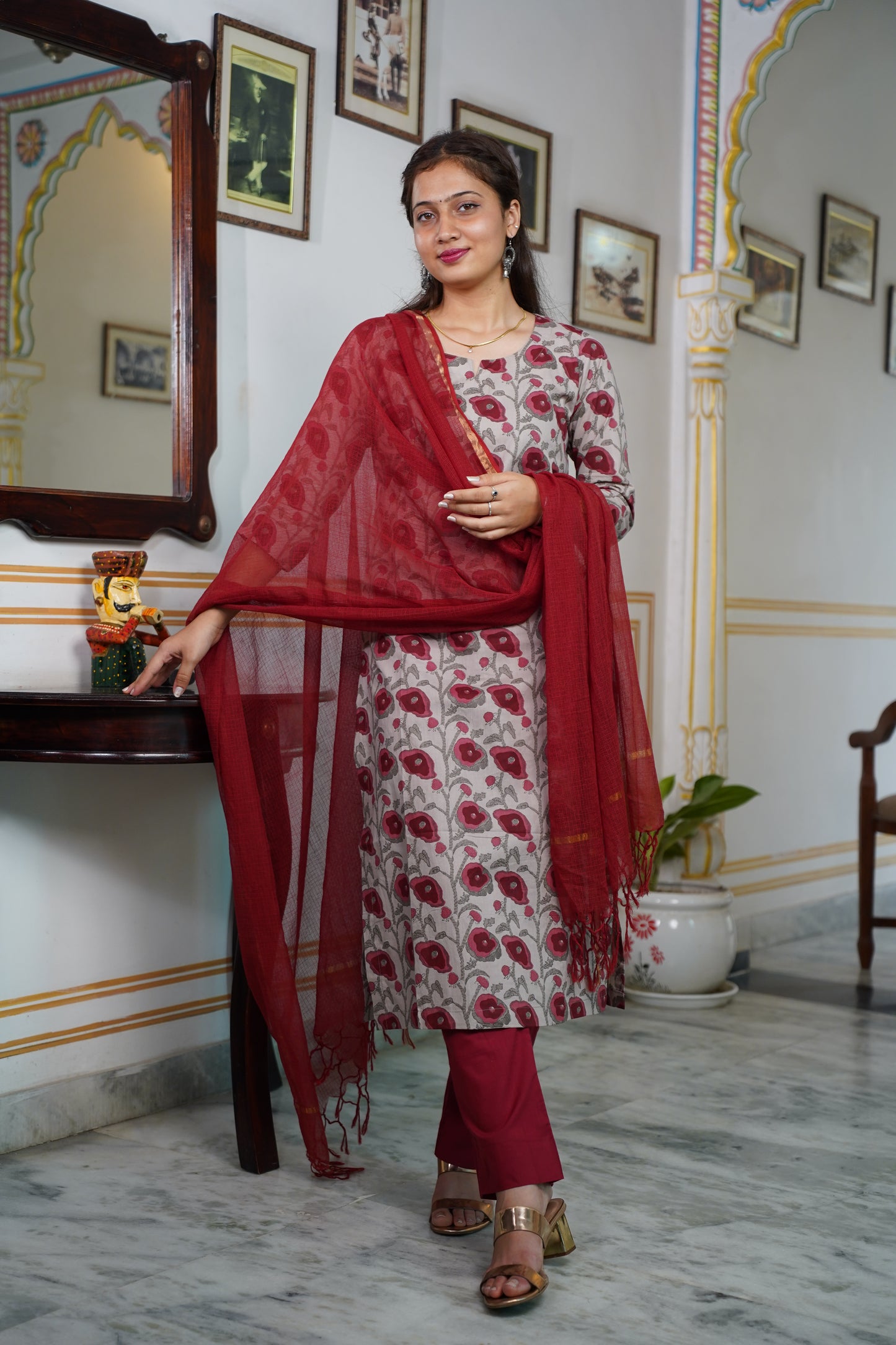SIENNA(Reddish- Brown Colour) Cotton Straight Fit Suit Set With Plan Kota Doriya Dupatta