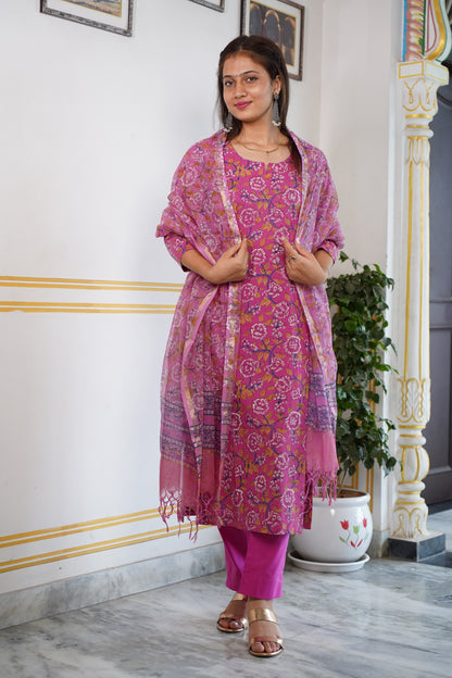 Gulab handblock straight fit kurti with plain pant and kota doriya dupatta