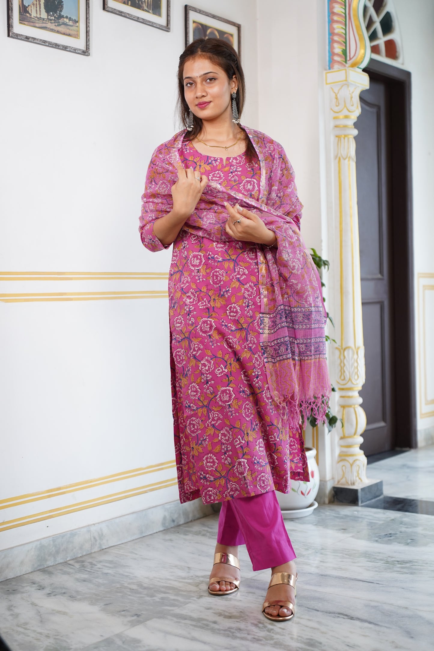 Gulab handblock straight fit kurti with plain pant and kota doriya dupatta