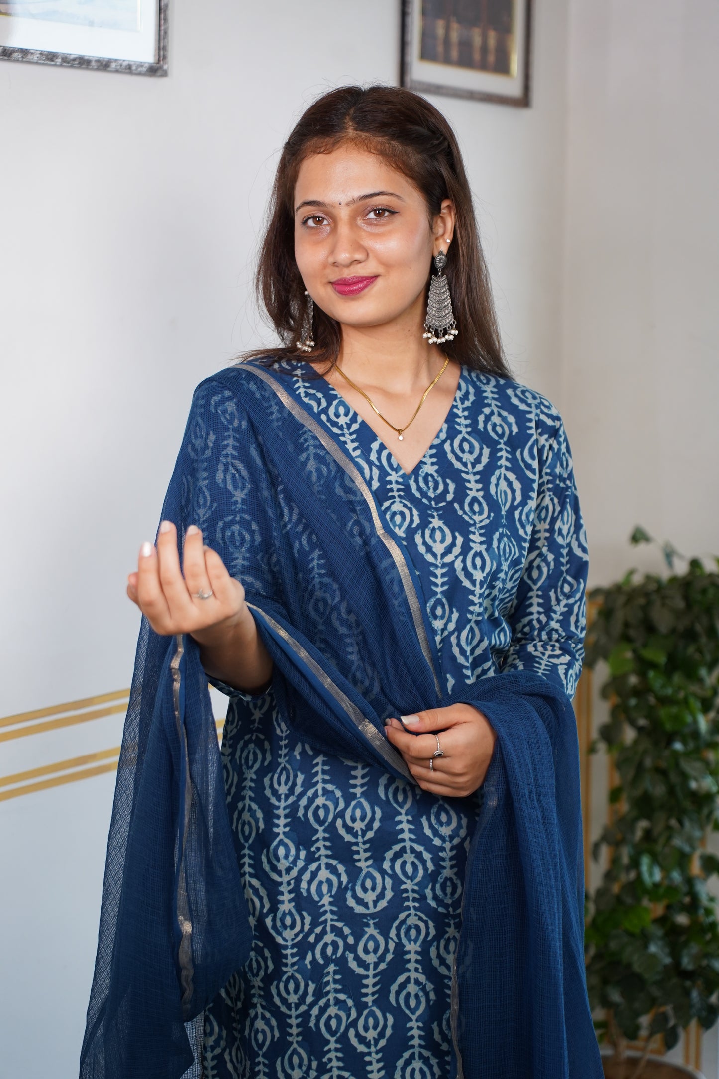Neelgiri 2 handblock straight fit kurti with plain pant and Plan kota doriya dupatta or Shibori Bhandej Dupatta