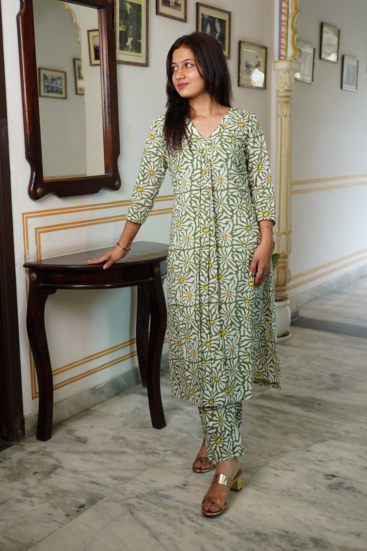 Yuthika handblock front gather Cordset