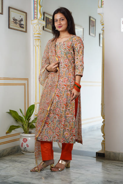 Noor handblock straight fit kurti with plain pant and kota doriya dupatta
