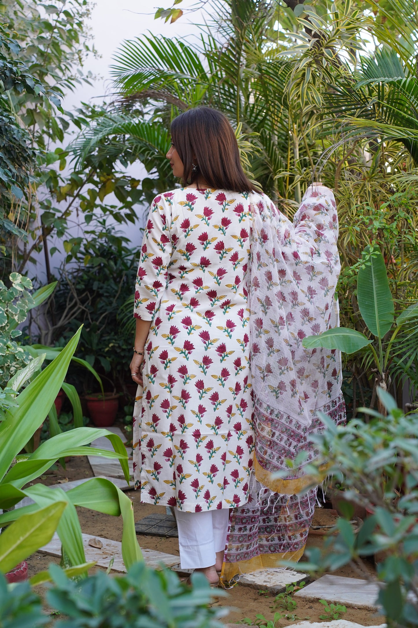 "Fiza" Straight Kurta and plan Pant with Kota doriya dupatta
