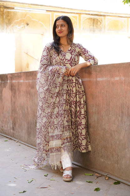 Mirari  Handblock Print Alia Kurti with Plain Pant & Kota Doriya Dupatta