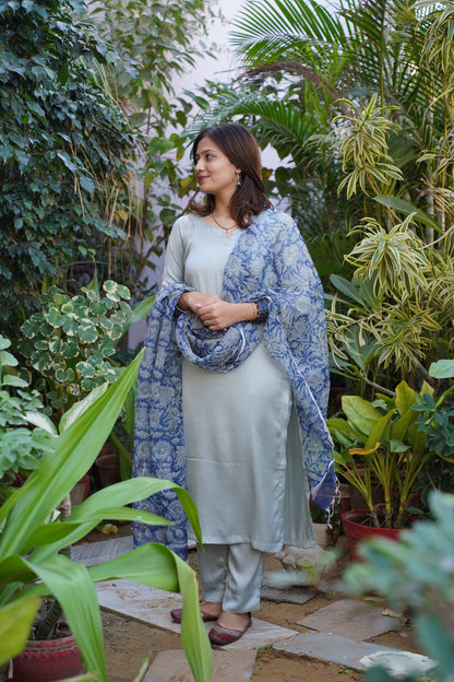 "Neelkamal" Straight Satin Kurta and plan Pant with Kota doriya dupatta