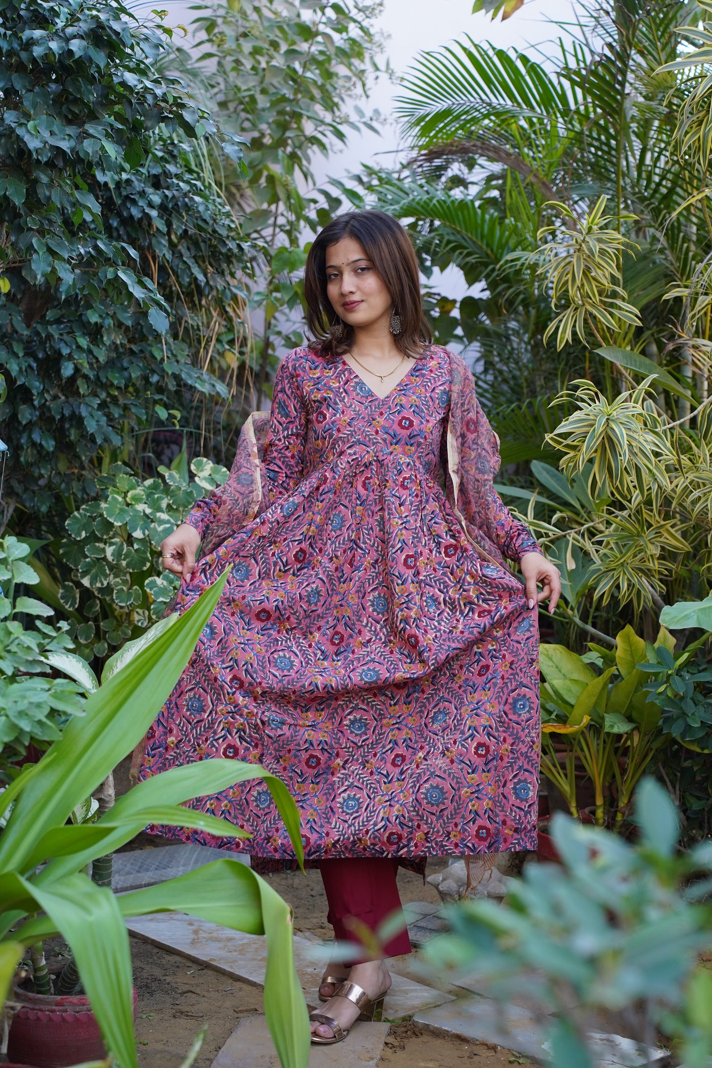 "Mehreen" Alia Kurta and plan Pant with Kota doriya dupatta