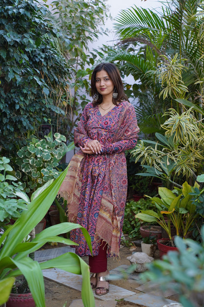 "Mehreen" Alia Kurta and plan Pant with Kota doriya dupatta