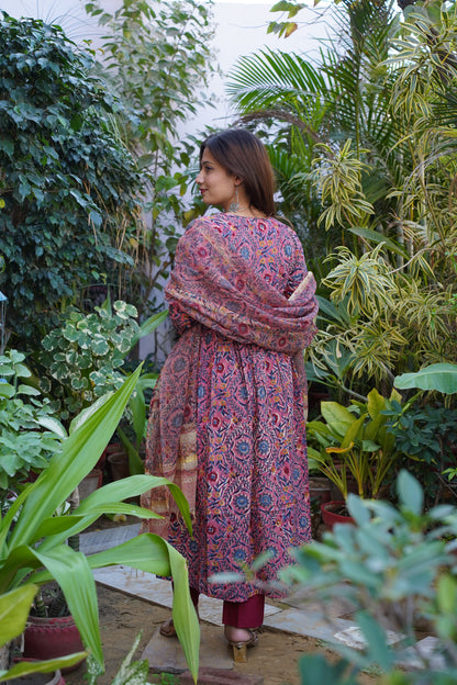 "Mehreen" Alia Kurta and plan Pant with Kota doriya dupatta