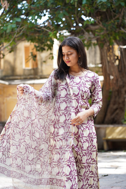 Mirari  Handblock Print Straight Kurti with Plain Pant & Kota Doriya Dupatta