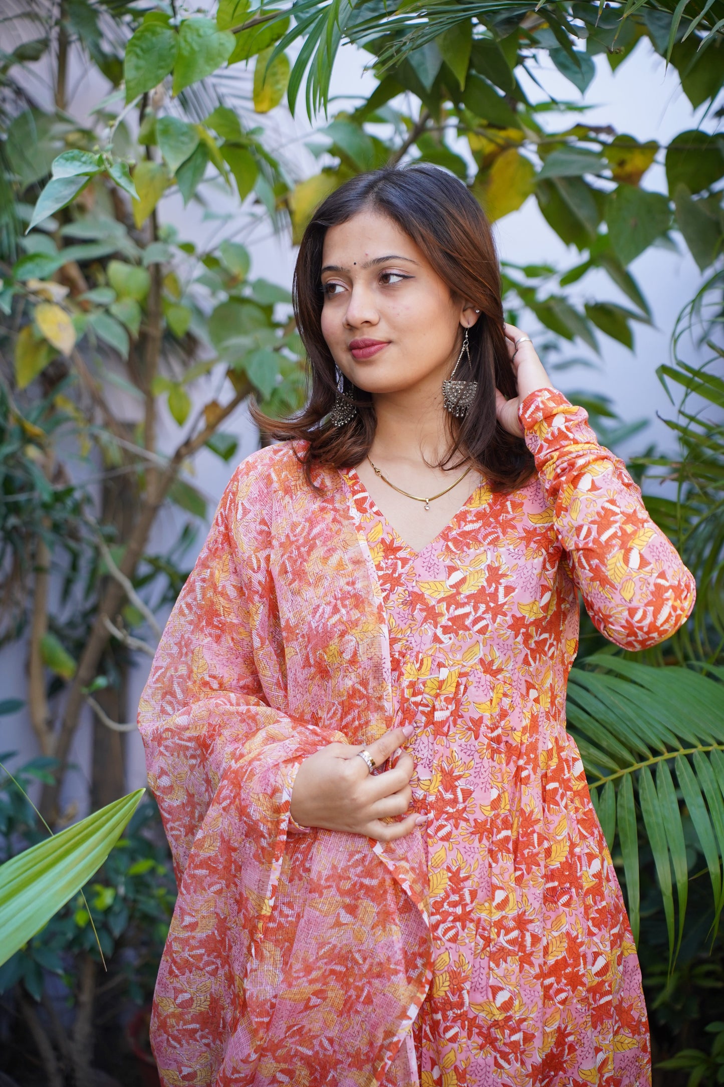 "Kasriya Noor" Alia Kurta and plan Pant with Kota doriya dupatta