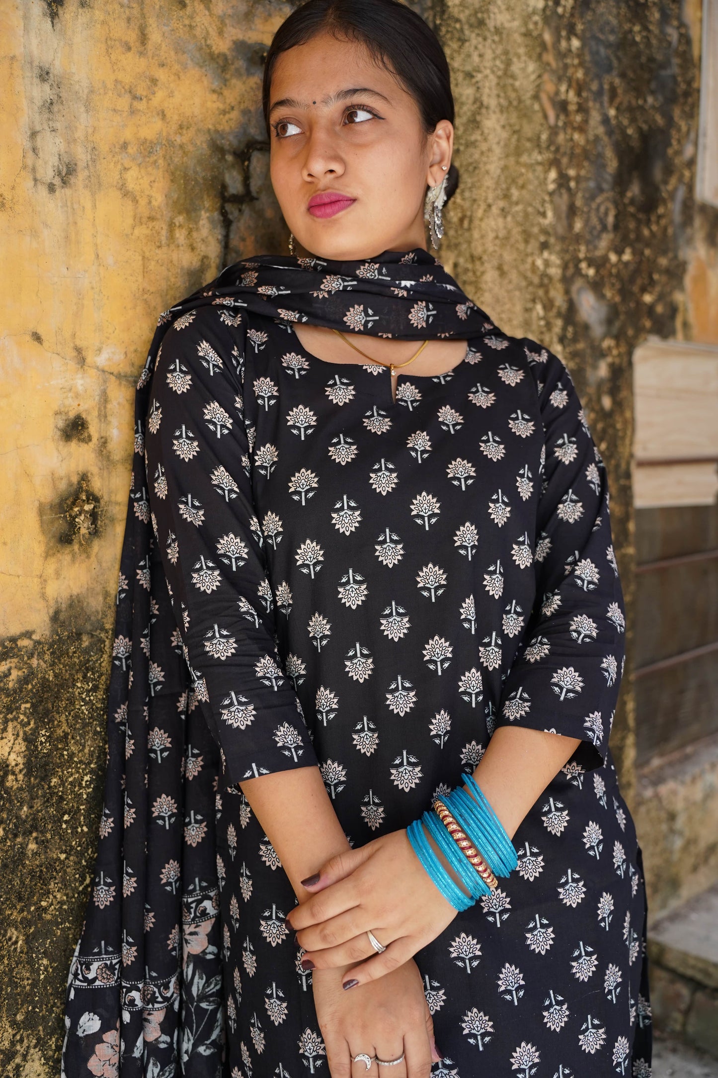 Suramya Block Print Straight Kurti with Plain Pant & Cotton Dupatta