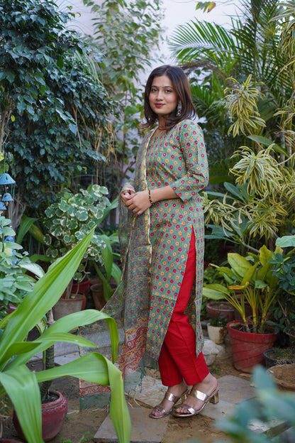 "Heer" Straight Kurta and plan Pant with Kota doriya dupatta