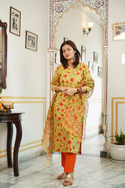 SAFFRON Handblock Straight Kurti With Plain Pant And Kota Doriya Dupatta