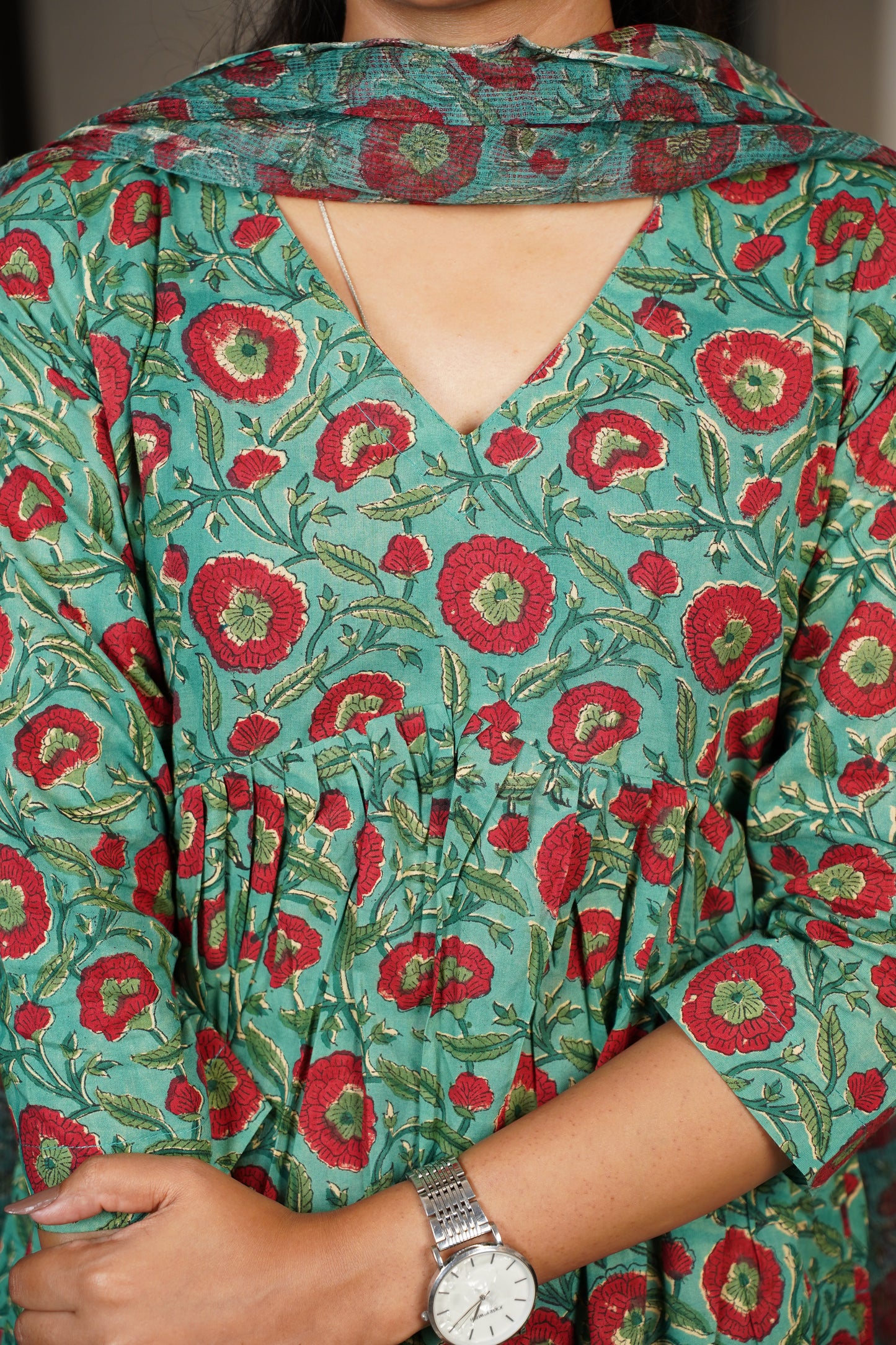SAKHI Handblock Alia Kurti With Plain Pant And Kota Doriya Dupatta