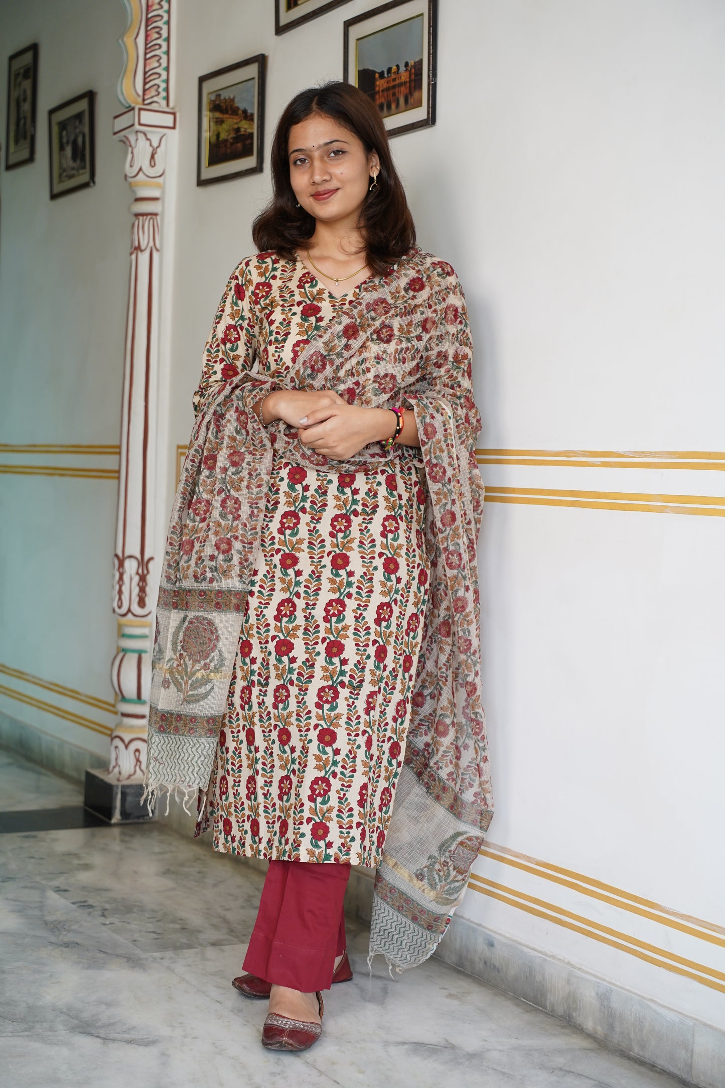 "SIA"Handblock Straight Kurti With Plain Pant And Kota Doriya Dupatta