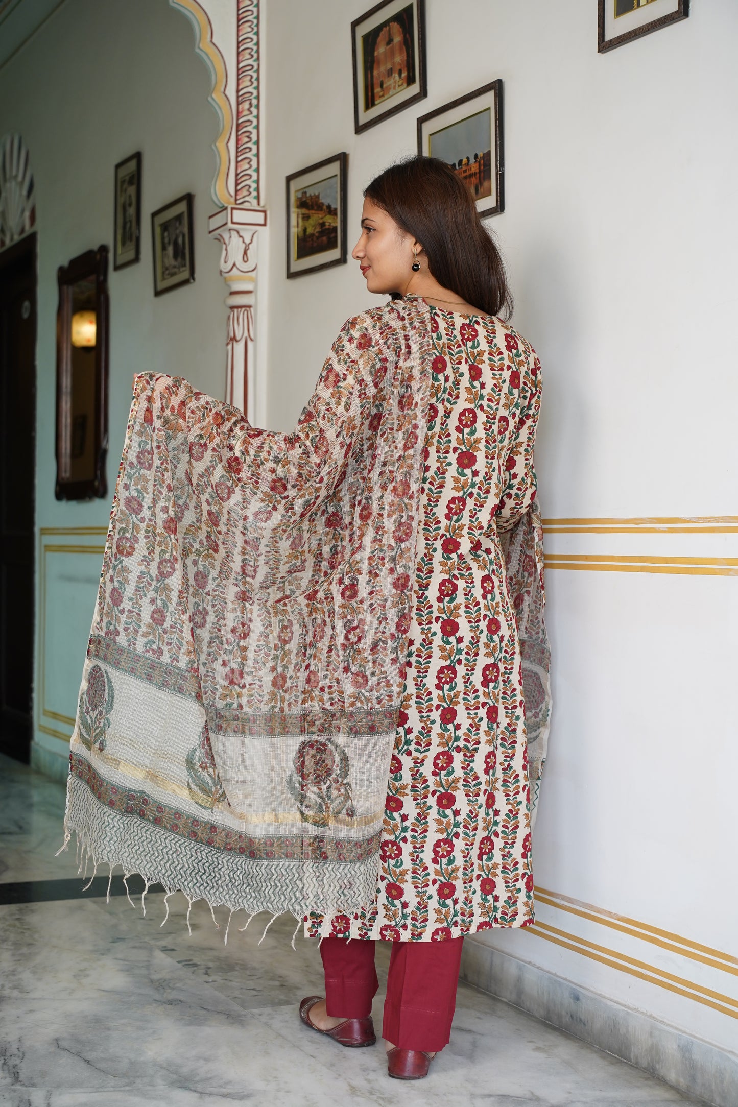"SIA"Handblock Straight Kurti With Plain Pant And Kota Doriya Dupatta