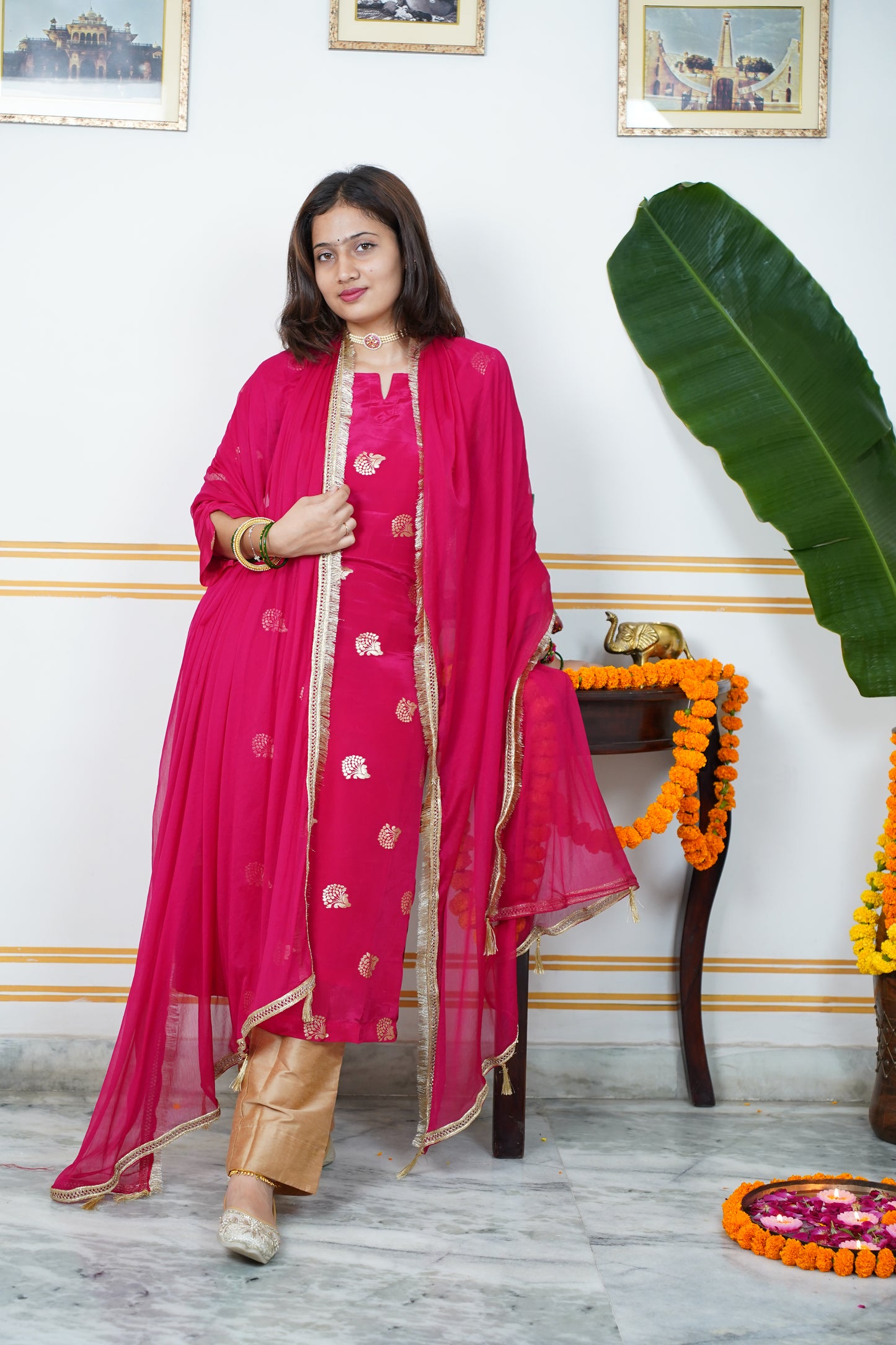 "RANI" HO Silk kurti With Lining and Cotton Silk Pant With Chamunda Chiffon With Golden Lace And Tussles Dupatta