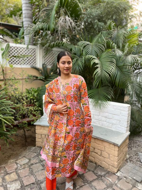 Orange Pink Handblock Print Straight Kurti with Plain Pant & Kota Doriya Dupatta