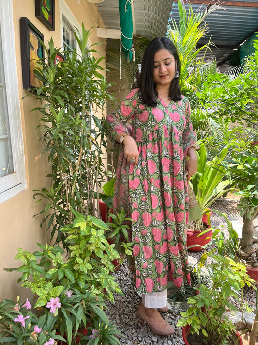 Mahanadi Green Handblock Print Alia Kurti with Plain Paint & Kota Doriya Dupatta
