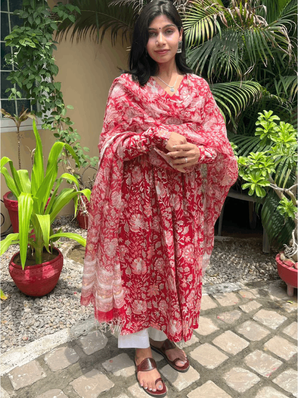 Red Handblock Print Alia Kurti with Plain Paint & Kota Doriya Dupatta